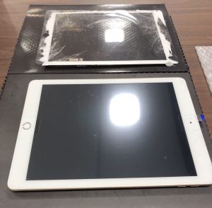 iPad５ フロントガラス