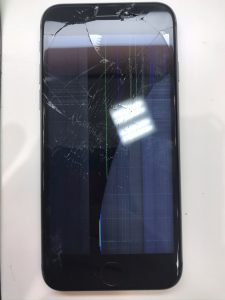 iphone 8の画面割れ修理