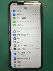 iPhone11　バッテリー交換　パネル割れ交換