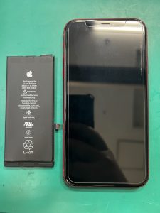 iPhone11　バッテリー交換